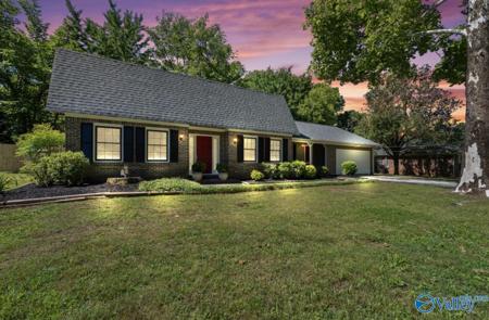 2906 Hunterwood Drive SE