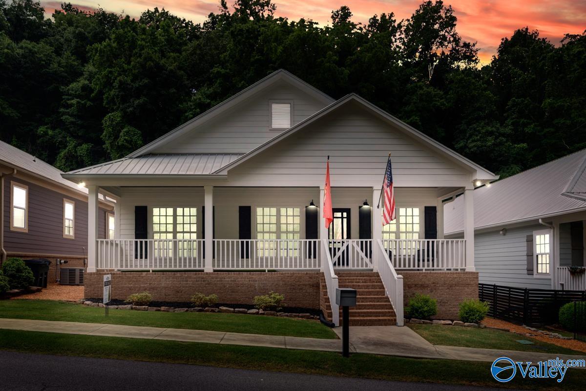 Image 2: 1521 Patterson Street, Guntersville, AL 35976