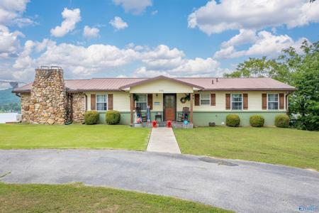 3780 Lakefront Circle