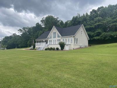 922 Riverview Drive