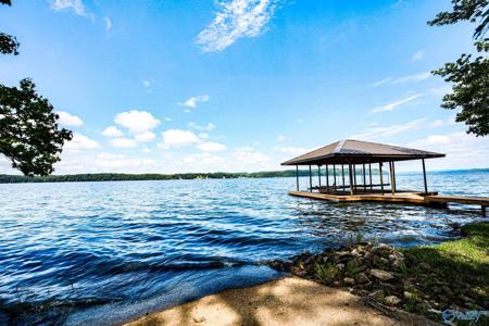 215 Lake Bend Shores Drive