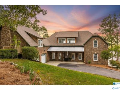 825 Dogwood Lane