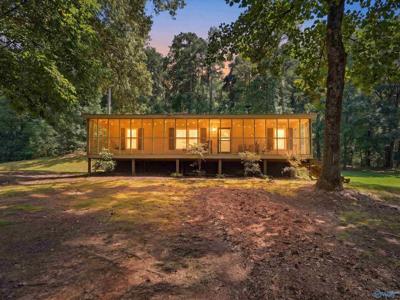 1343 Lakeshore Drive