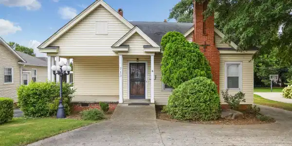 713 Blount Avenue