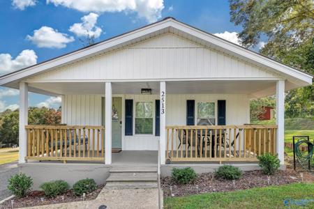 2513 Lakeview Drive