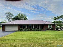184 Lakeshore Drive