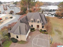 101 Riviera Drive