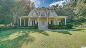 5201 Spring Drive