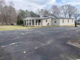 2409 Hwy 79