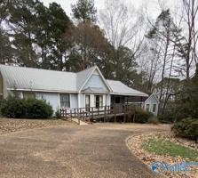 44 Pinewood Circle