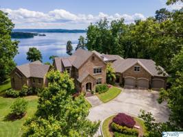 571 Larue Circle