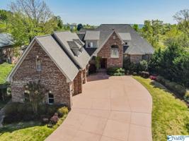 1084 Heritage Drive
