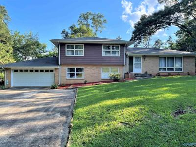 1285 Lakemont Drive S
