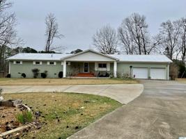 627 Sherry Lane