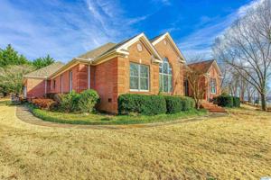 601 Ridgecliff Drive