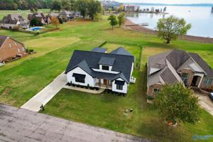 2956 Peninsula Drive