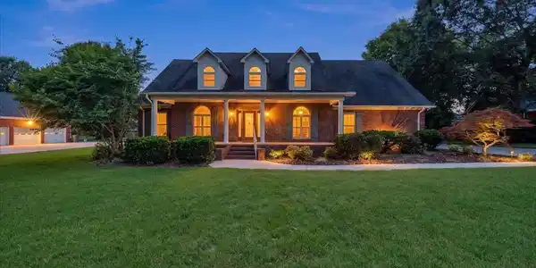 1210 Byron Road