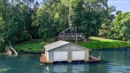 210 Signal Point Drive