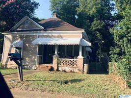 722 Alma Street
