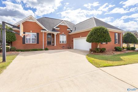 4465 Skyview Drive