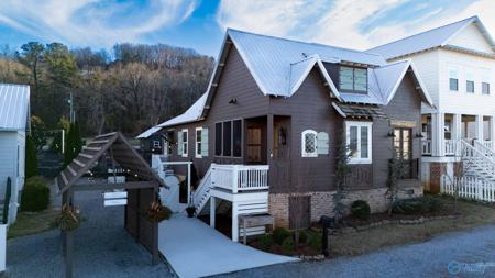 3267 Hardin Road