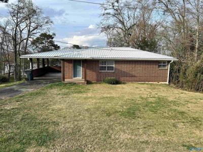 335 Lakeside Drive