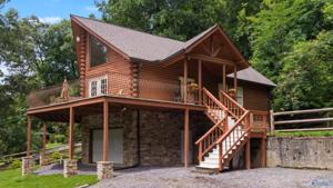583 Tanglewood Lane