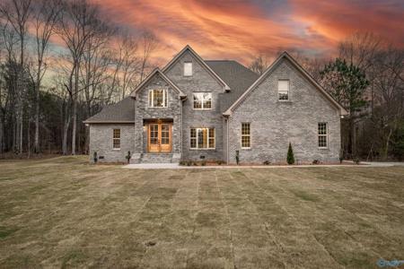 70 Arrowhead Cove