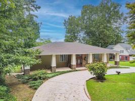 1604 W Wyeth Drive