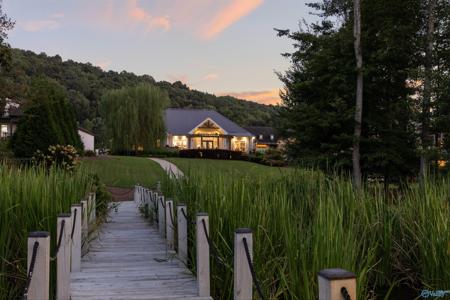 120 Lake Creek Drive