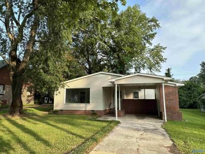 925 S 5th Street