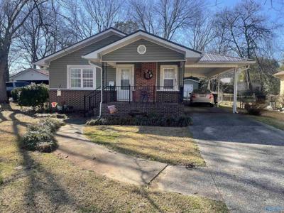 911 Odell Avenue