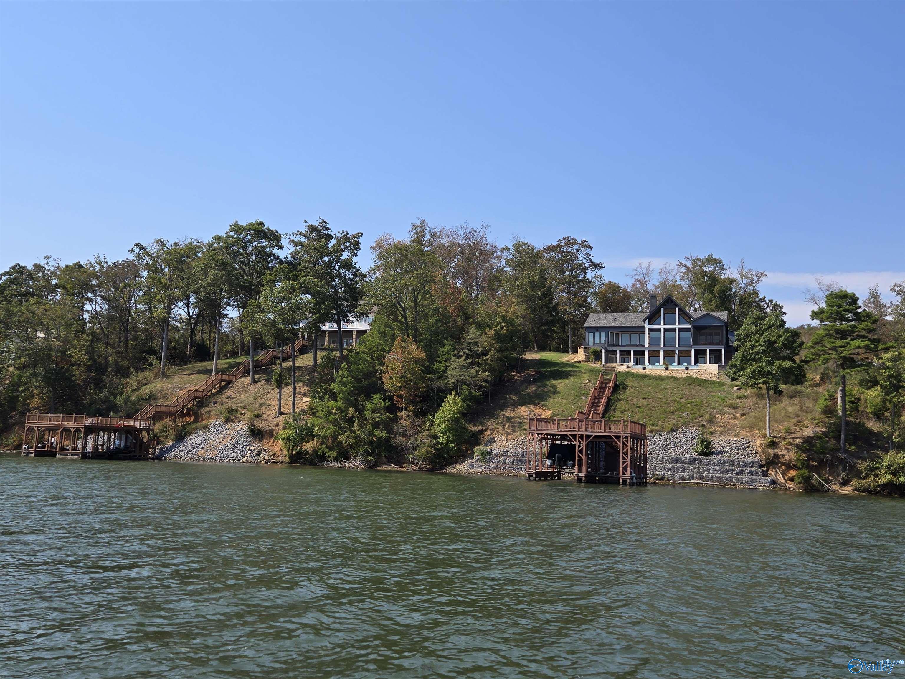 Image 3: Living on the main channel you&rsquo;ll watch eagles soar, River cruises and Santa Maria. It&rsquo;s absolutely stunning!