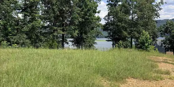 1749 Lookout Mountain Drive
