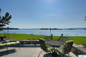 21 Riverbend Circle