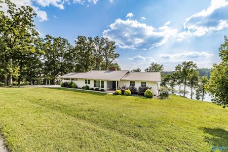 1902 Roseberry Drive