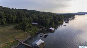 1044 Lakeshore Drive
