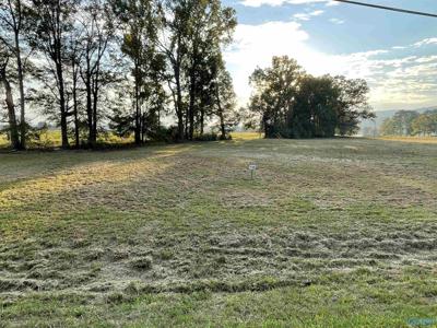 1078 Lake Forest Drive W