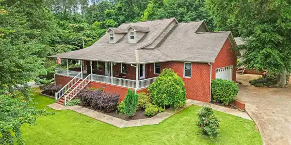 150 Pinewood Drive