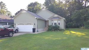 4236 Lakecrest Drive