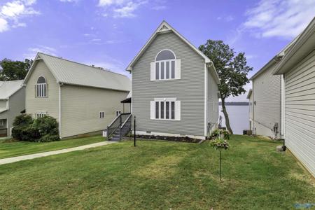 5366 Bay Shore Drive