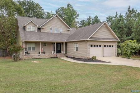 121 Hiawatha Place