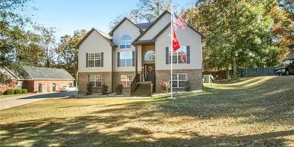 12813 Edgewood Drive