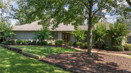 7629 River Ridge Road NE
