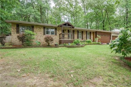 5104 Northwood Lake Dr W