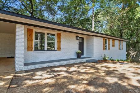 3904 Blackberry Lane