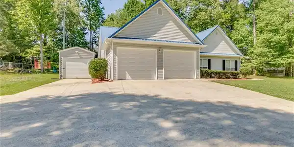 20448 Sandy Drive