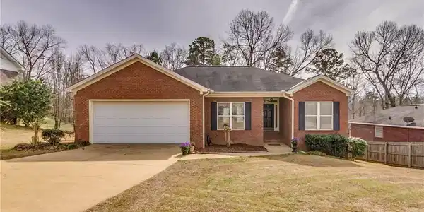 1745 Upper Lake