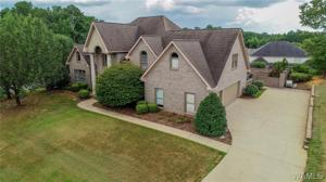 2905 Lake Cove Circle