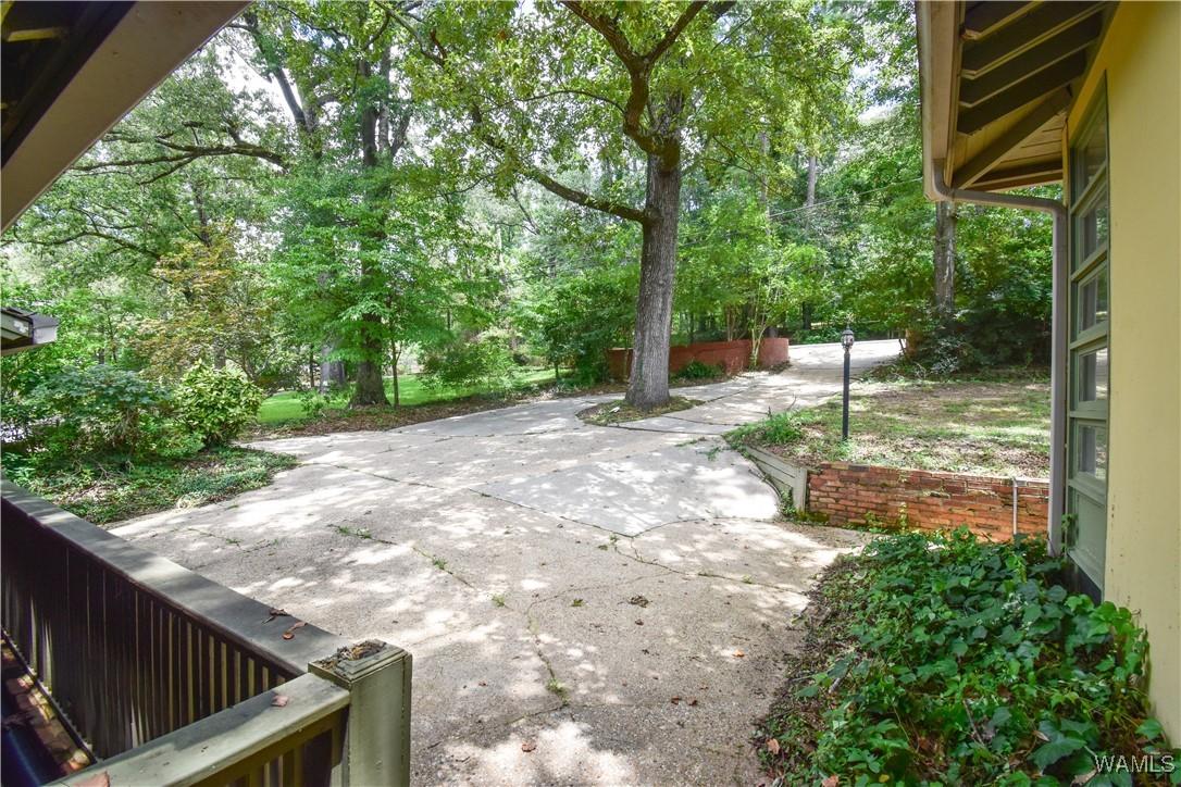 Image 4: view from front door